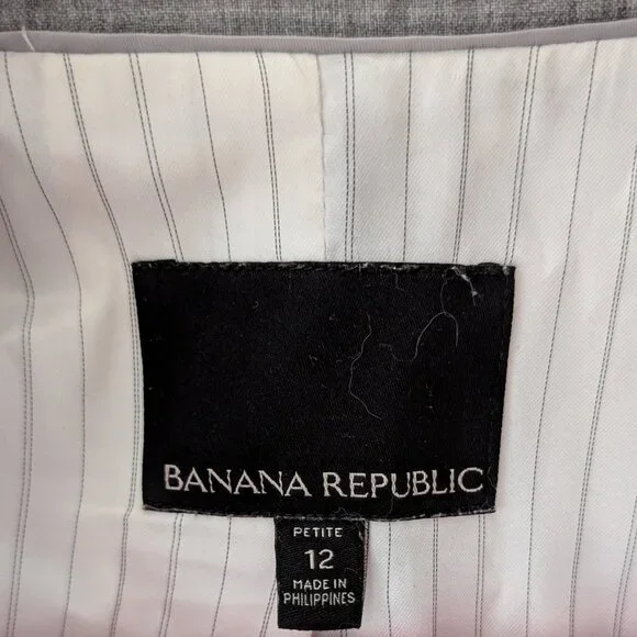 Women's Light Gray Lightweight Wool Blend Blazer Sz 12P - Picture 3 of 8